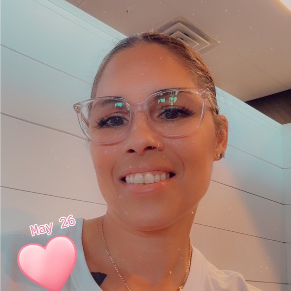 Meet your Posher, Lolita - Picture 2 of 4